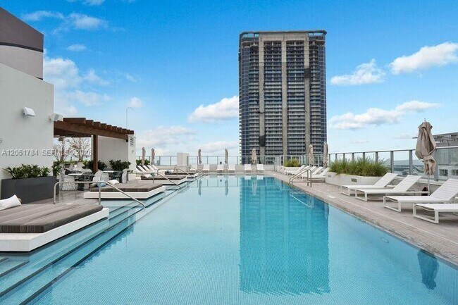 Photo - 1010 Brickell Ave Unit 1403