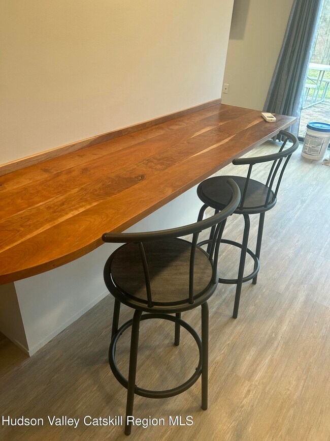 Photo - 72 Forest Glen Rd