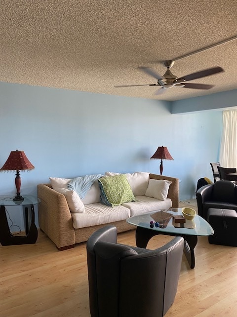 Living room - 2575 Kuhio Ave Unit 1404