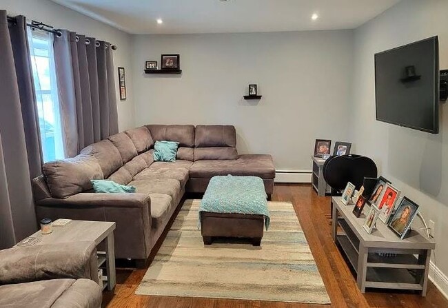 Photo - 3783 Winchester Rd