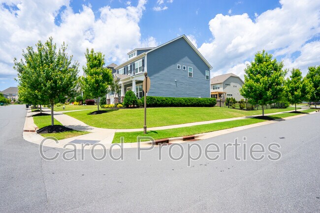 Photo - 5000 Hudson Mill Dr