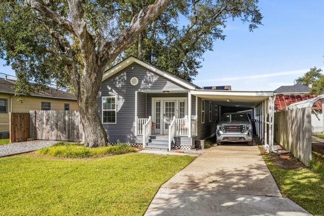 Photo - 608 Tullulah Ave