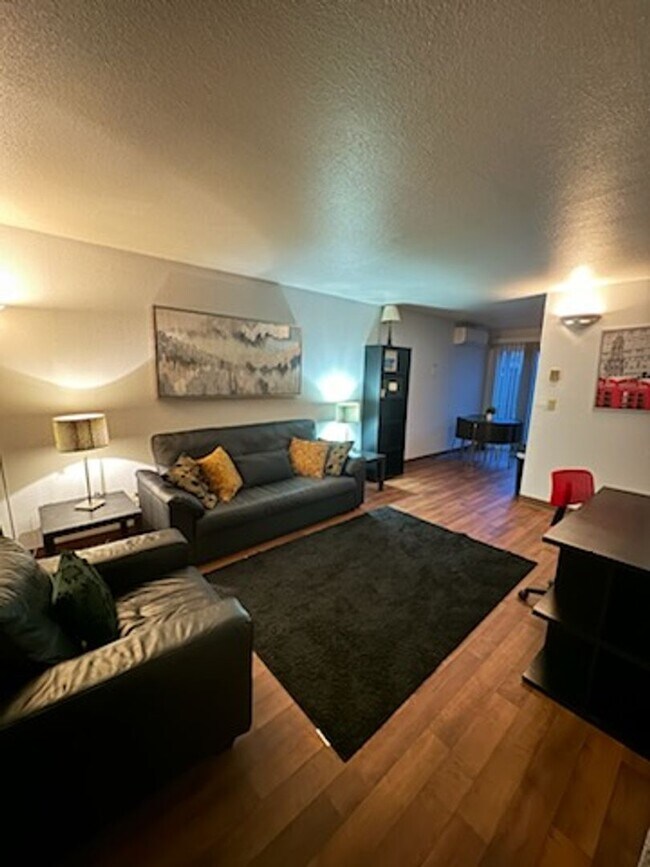 815-819 SW 6th St