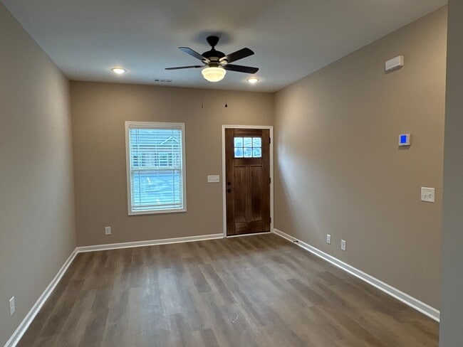 Photo - 404 Cedar Ln Unit 1