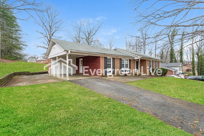 Photo - 118 Peachtree Ln