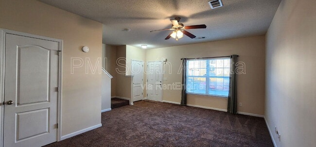 Photo - 6864 Mountain Cir