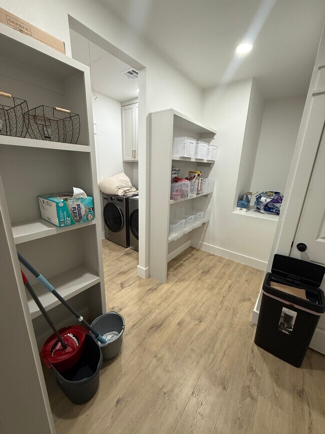 Photo - 310 N Rosedale Ave