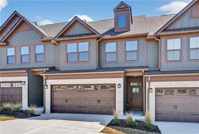 Photo - 325 Enchanted Ct