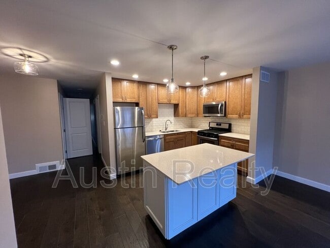 Photo - 7526 Byron Pl Unit Apt 2W
