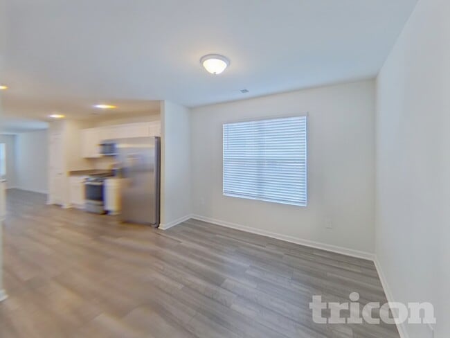 14 Chalet Ct