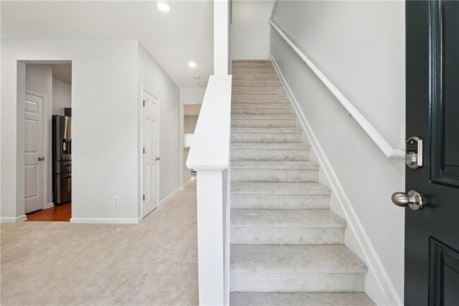 Photo - 396 Weatherstone Pl