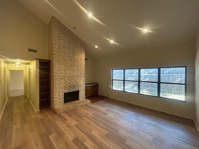 Photo - 401 Towne House Ln