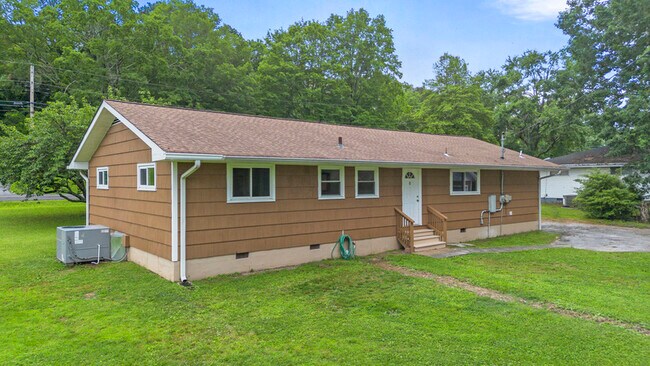 Photo - 1331 Phils Dr