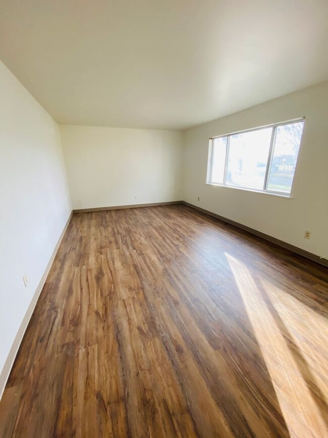 Photo - 925-931 Mitchell St Unit 925 Mitchell