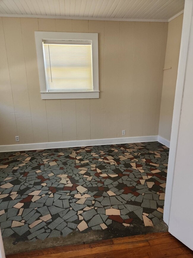 Photo - 4978 Jean St