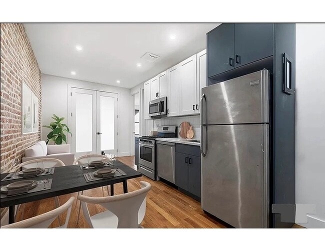 Building Photo - 264 Malcolm X Blvd Unit 5