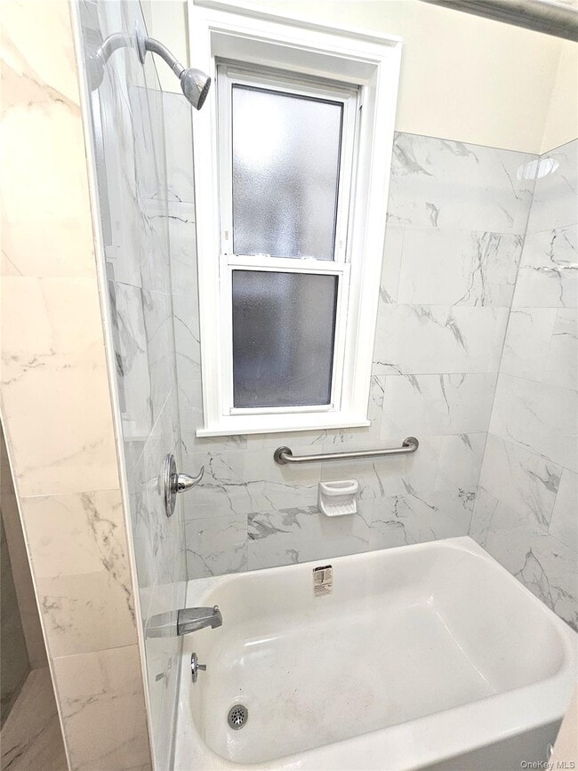 Photo - 137 S 12th Ave