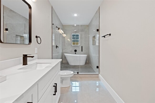 Photo - 2606 Piemonte Ave