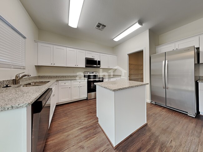 Photo - 1212 E Desert Rose Trail