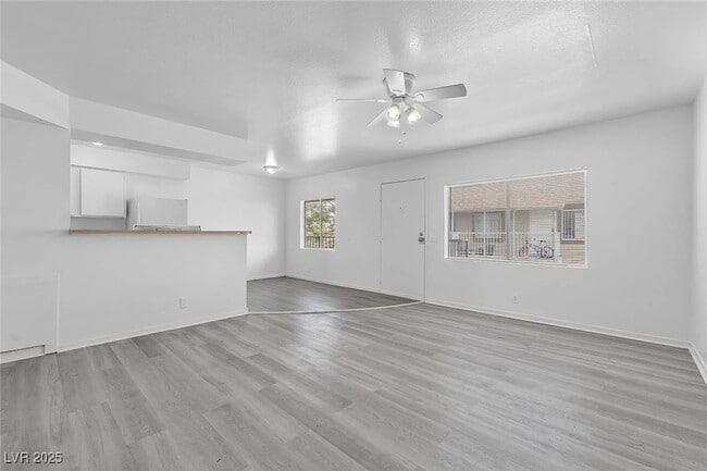 Photo - 1812 Fulstone Way Unit 4