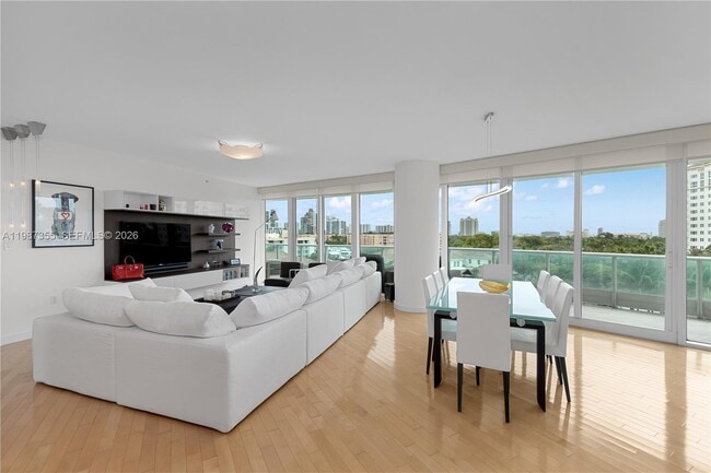 Building Photo - 19955 NE 38th Ct Unit 701