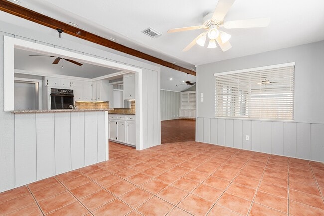 Photo - 5502 Forest Timbers Dr