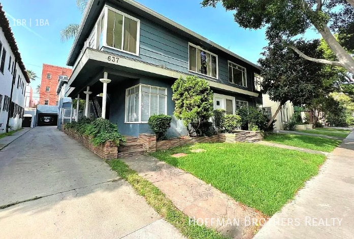 Photo - 637 Cloverdale Ave Unit 4