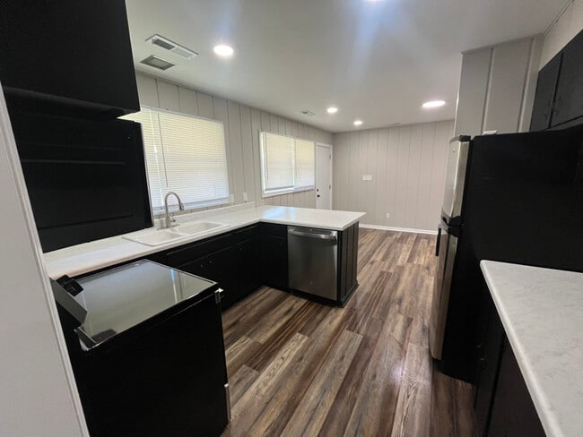 Photo - 3313 E 17th Ave