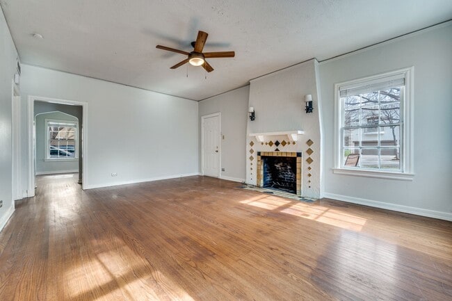 Photo - 4315 Gilbert Ave