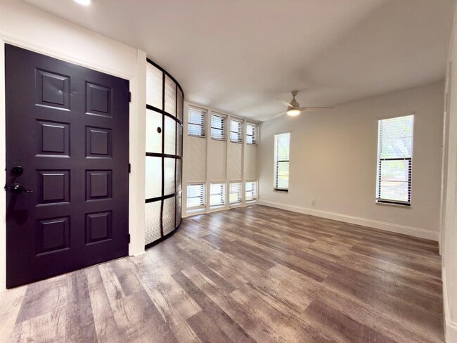 Photo - 11698 NW 20th Dr