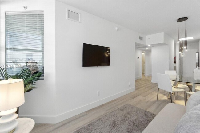 Photo - 100 Lincoln Rd Condo Unit 1218