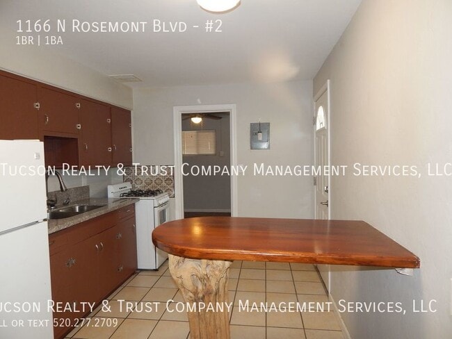 Building Photo - 1166 N Rosemont Blvd Unit #2 Rental