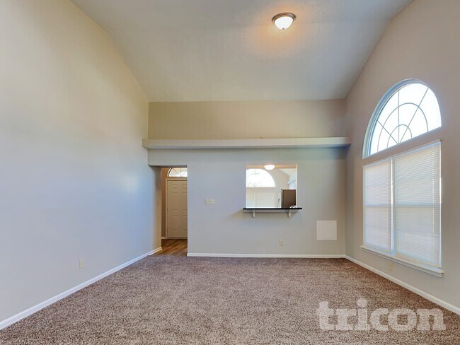 Photo - 1224 Stradford Ct