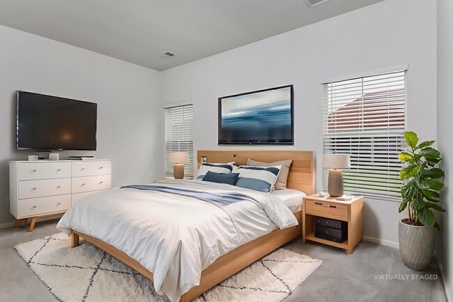 Photo - 143 S Reindeer Rd