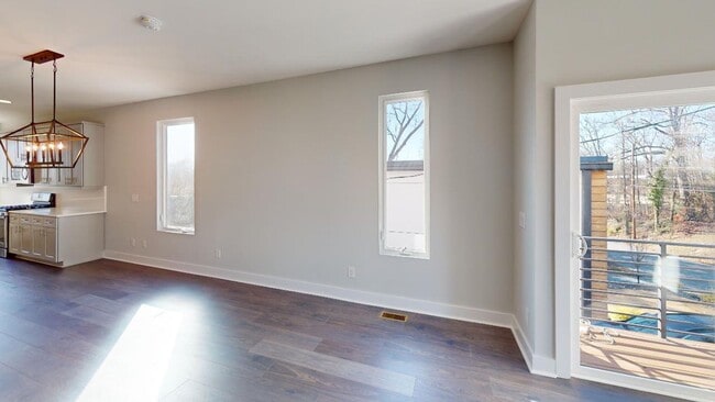 Photo - 3 story townhome in Seversville!