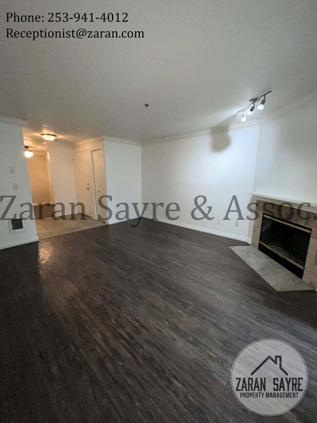 Photo - 039 - 2 bed, 2 bath condo minutes from Red... Unidad B-202