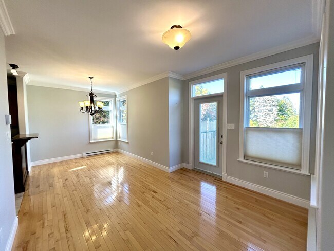 Photo - 7 Atlantica Drive