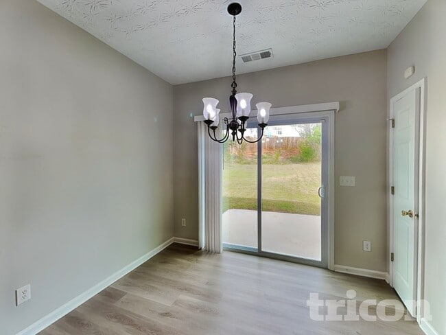 Photo - 1704 Chinaberry Ct