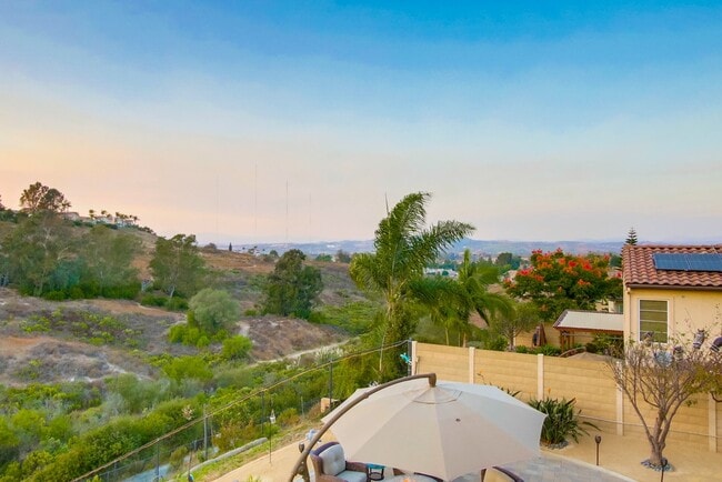 Photo - 452 Taylor Dr