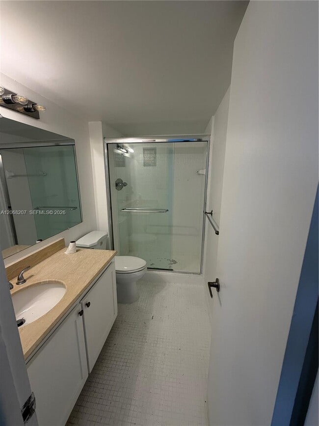 Photo - 5838 Collins Ave Unit 4A