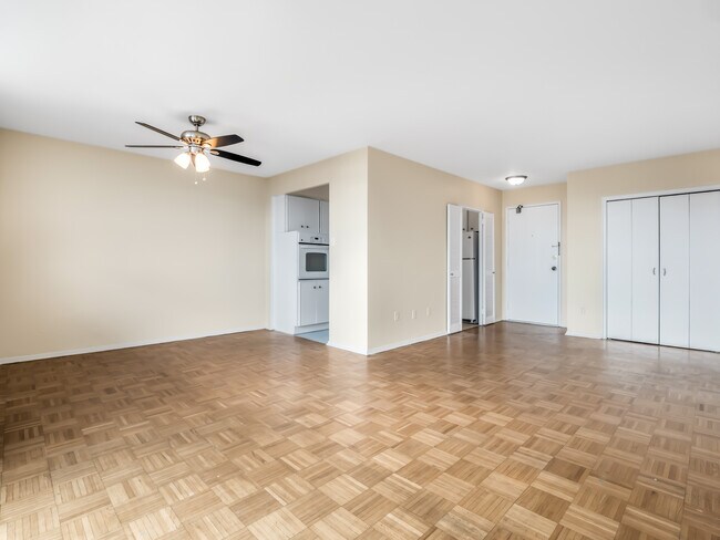 3801 Riverside Drive East
