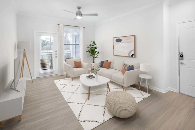 Photo - Sophisticated Spaces Designed for Elevated... Unidad CYT