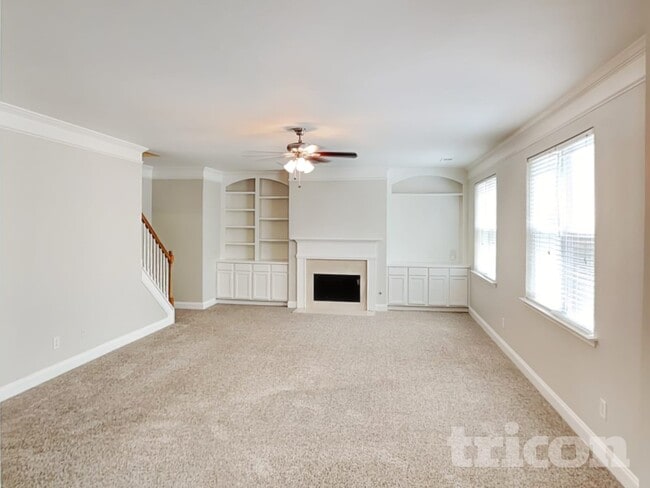 Photo - 34 Crescent Woode Dr