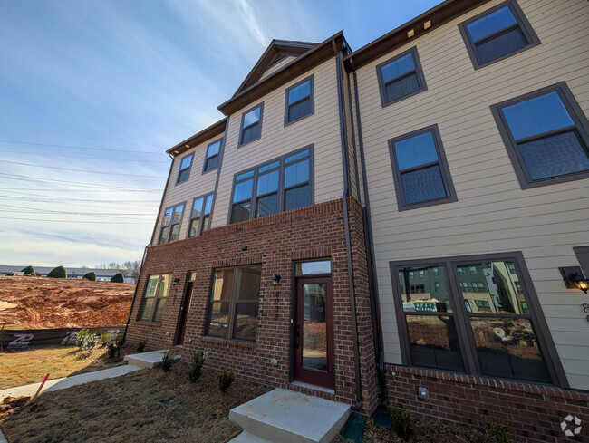 Building Photo - Room in Townhome on Terroir Ln