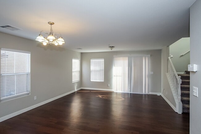 Photo - 1082 Paradise Coach Dr