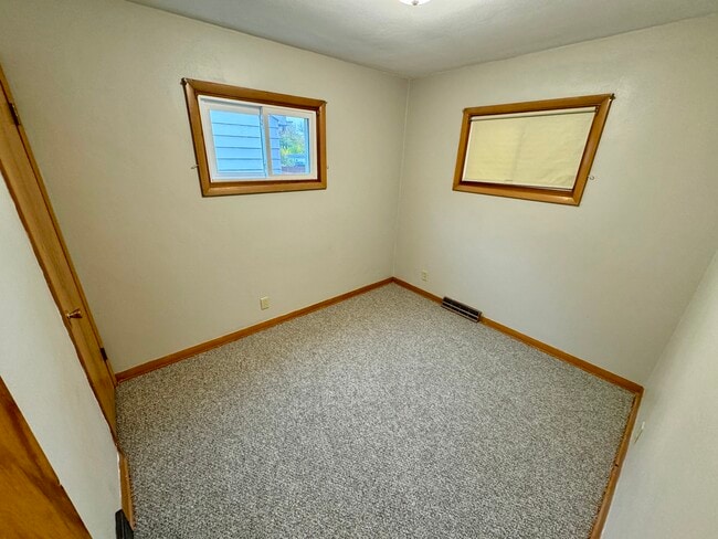 Photo - 638 Englewood Ave