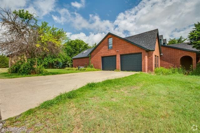 Building Photo - 731 N Walnut Grove Rd Rental