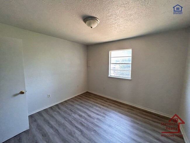 1502 NW Kingsbury Ave Unidad 31