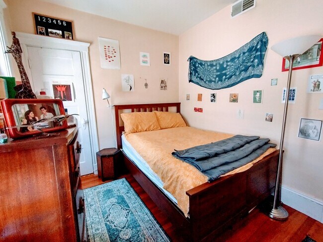 Photo - 86 Conwell Ave Unit 3