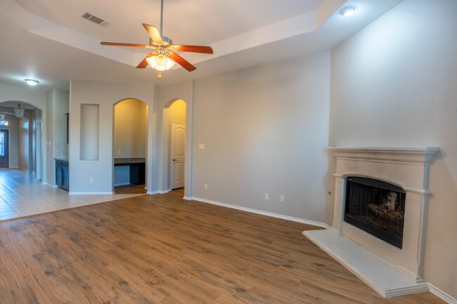 Photo - 1605 Lake Pine Dr